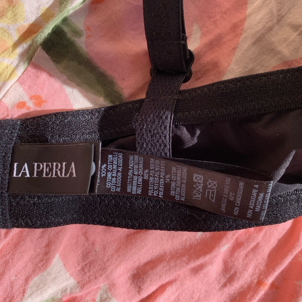 🔥La Perla black lace bra size 36D - Picture 13 of 16